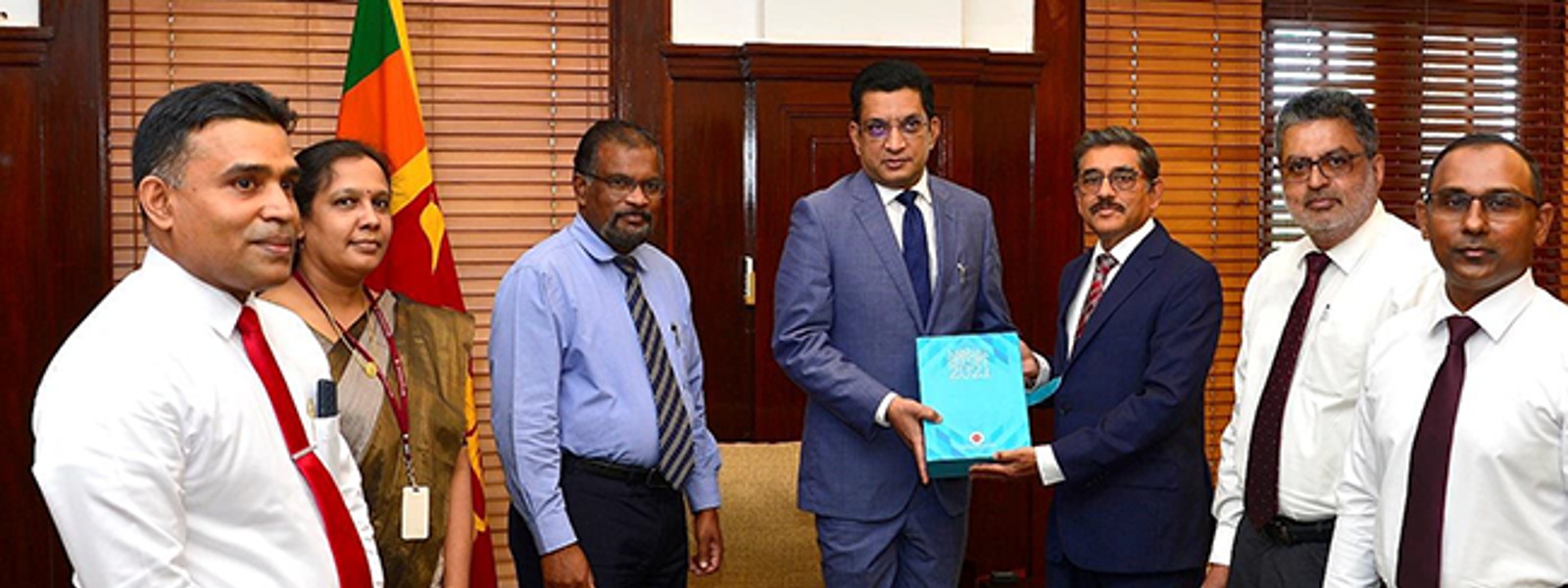 CBSL annual report presented to Finance Minister