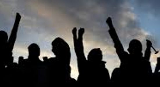 Protest in Piliyandala; Movement disrupted