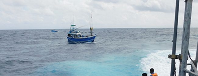 Navy rescues Sri Lankan fishermen in Southern Seas
