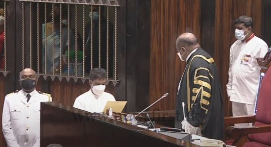 Jagath Samarawickrama sworn in as a Member of Parliament