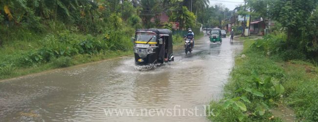 Heavy rains in Galle; roads inundated