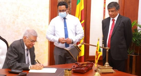 Sri Lanka’s new Prime Minister Ranil Wickremesinghe assumes duties