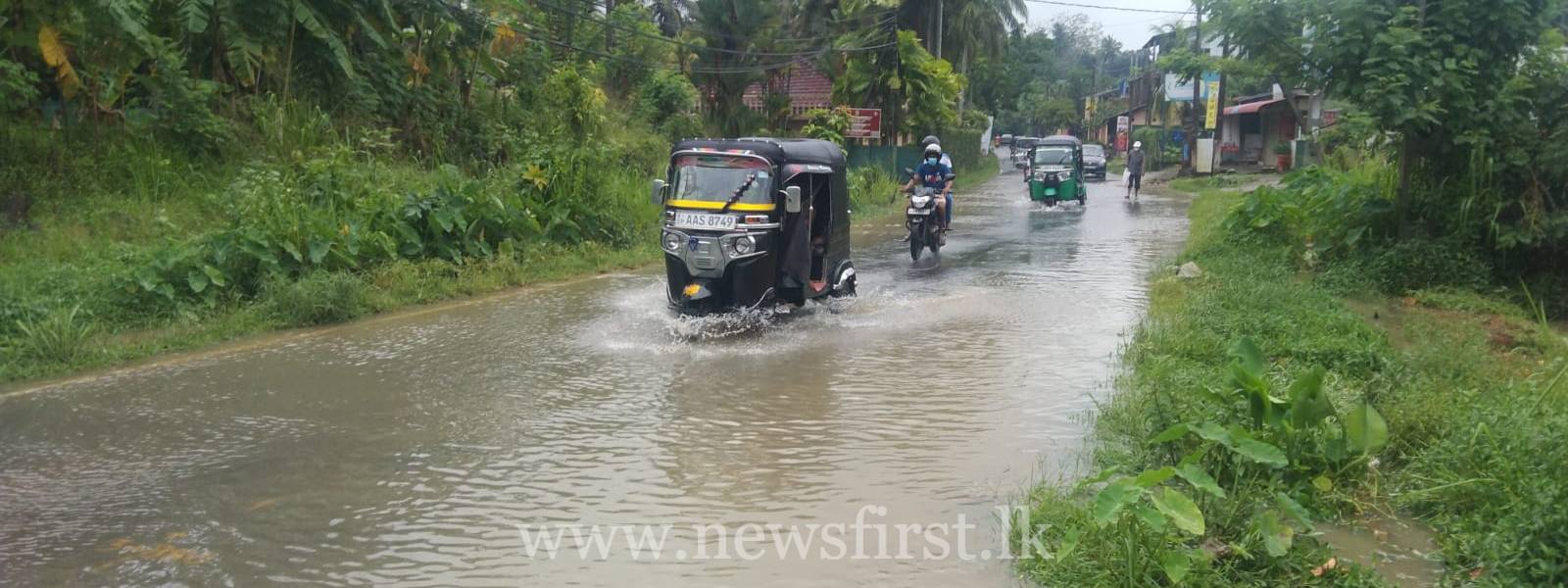 Heavy rains in Galle; roads inundated