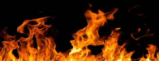 Fire destroys abandoned factory in Nawagattegama