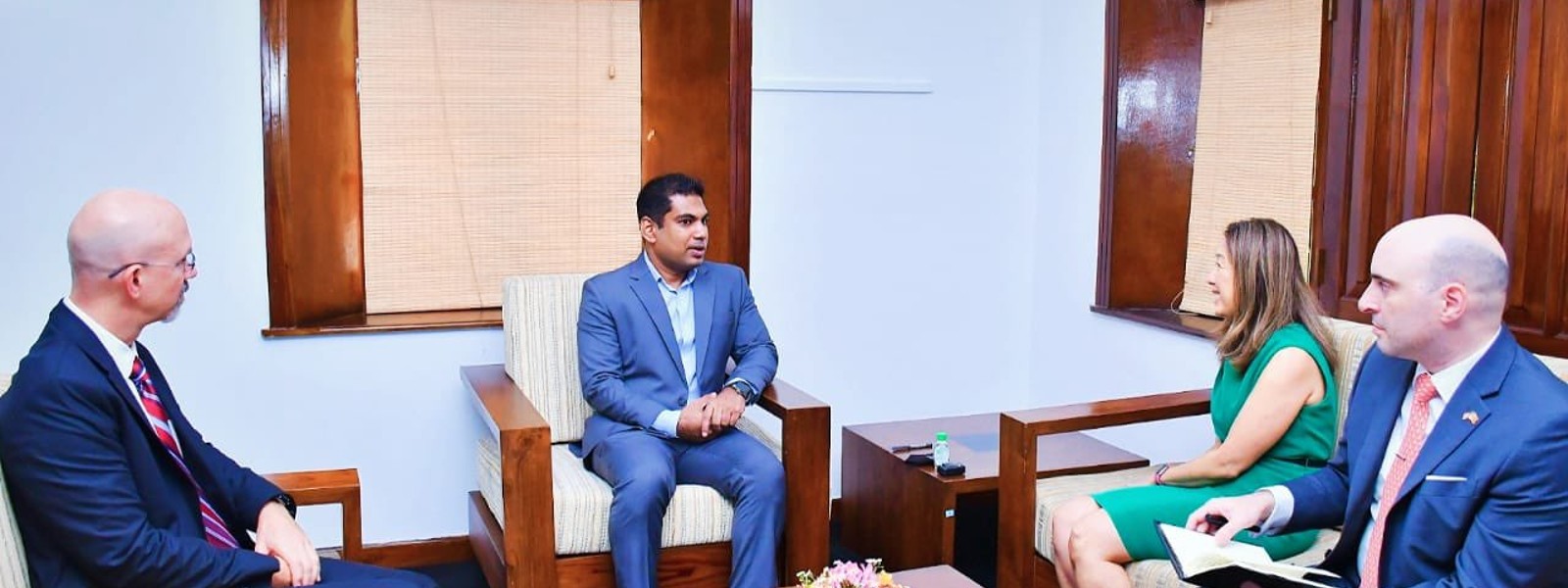 Kanchana discusses Power & Energy with US Ambassador