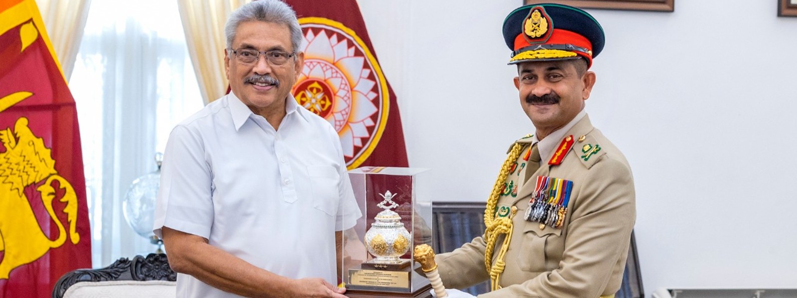 Army Commander visits President