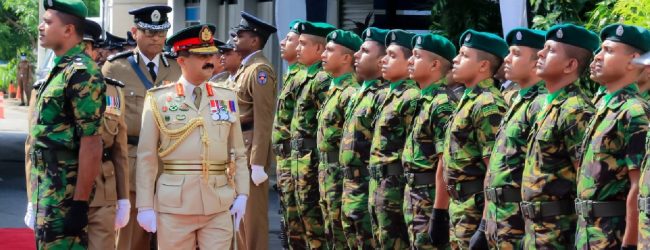 Police Honours Greet New Army Commander at Police HQ