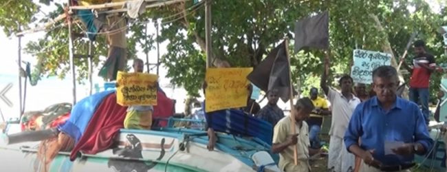 Fishermen protest against rising costs