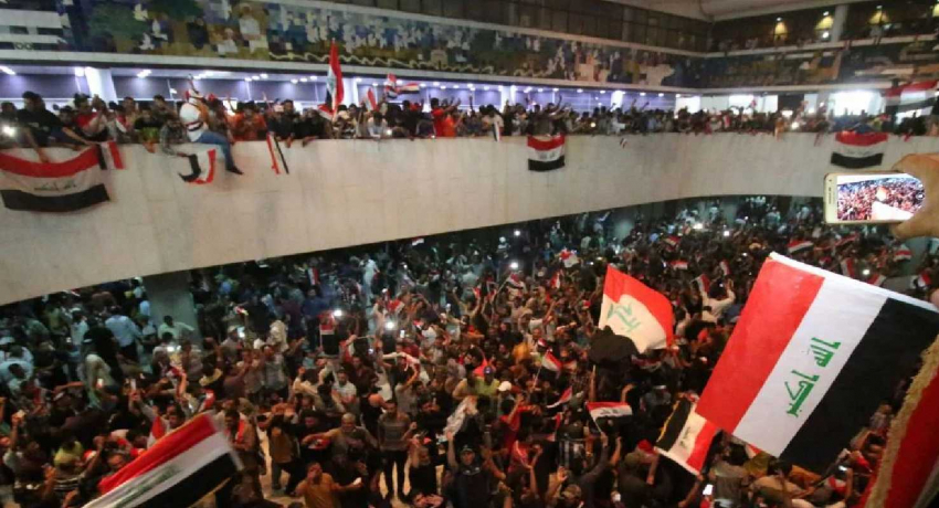 Iraq’s protestors break into Parliament building