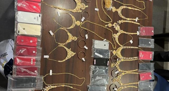 Six arrested with gold, phones at BIA