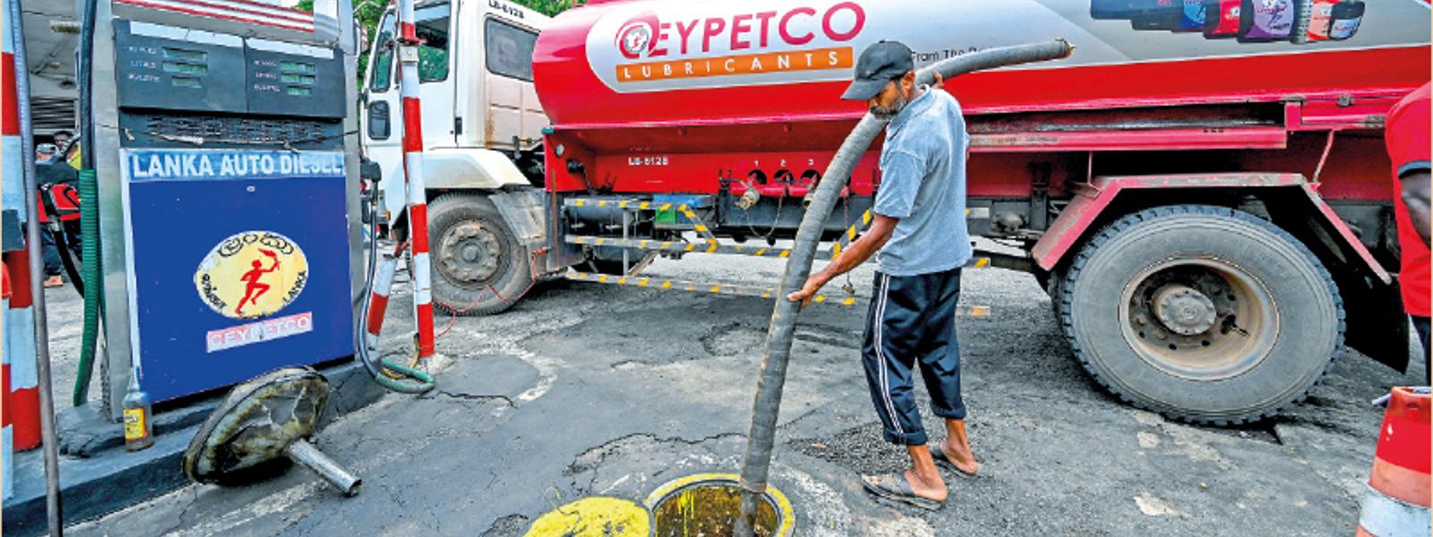 35,000 MT of Petrol unloaded tonight (30)