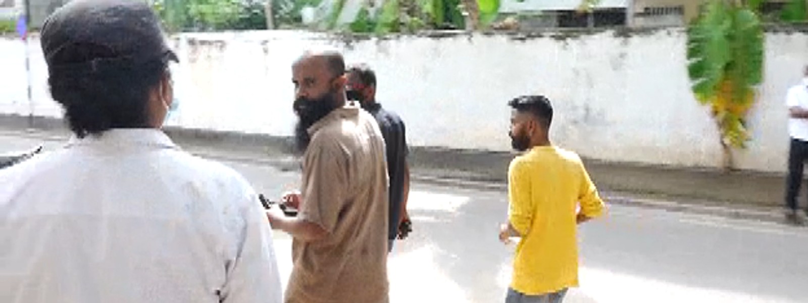 Activist Senadhi Guruge arrested; Opp. Leader not allowed to see activist