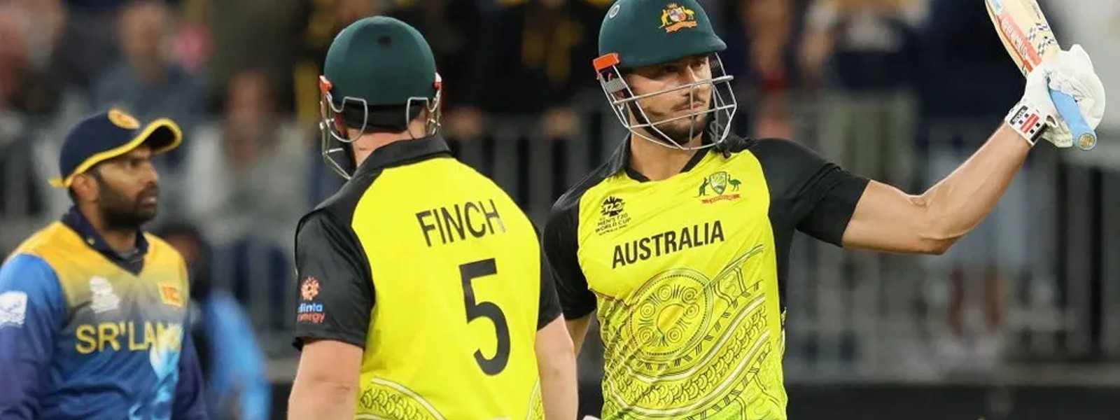 Stoinis lights up Perth as Australia win by 7 wkts