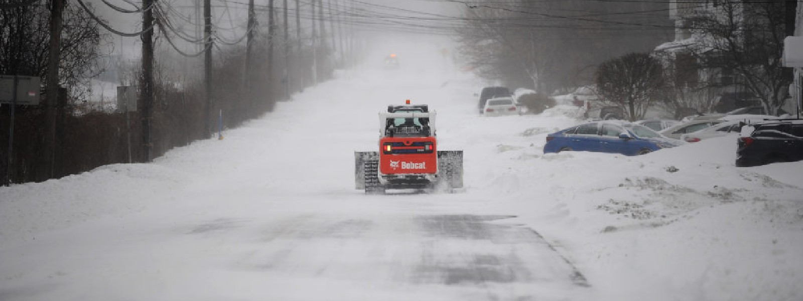 US storm: Dozens dead as big freeze grips North America