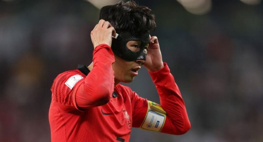 Why does Son Heung-min wear a mask?