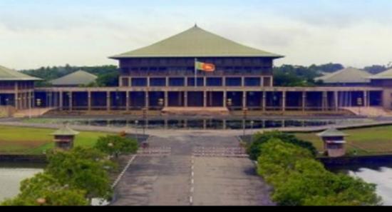 Independent MPs want to summon P'ment immediately