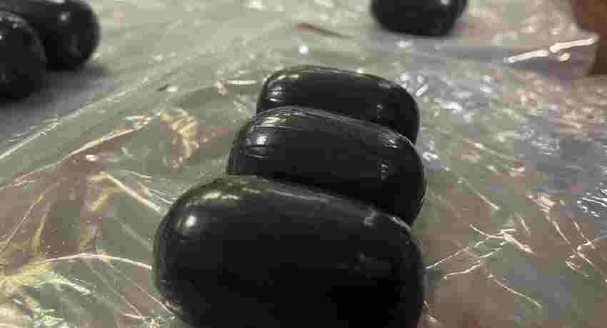 Five men arrested for gold smuggling aboard Chennai-bound flight - Vimarsana News