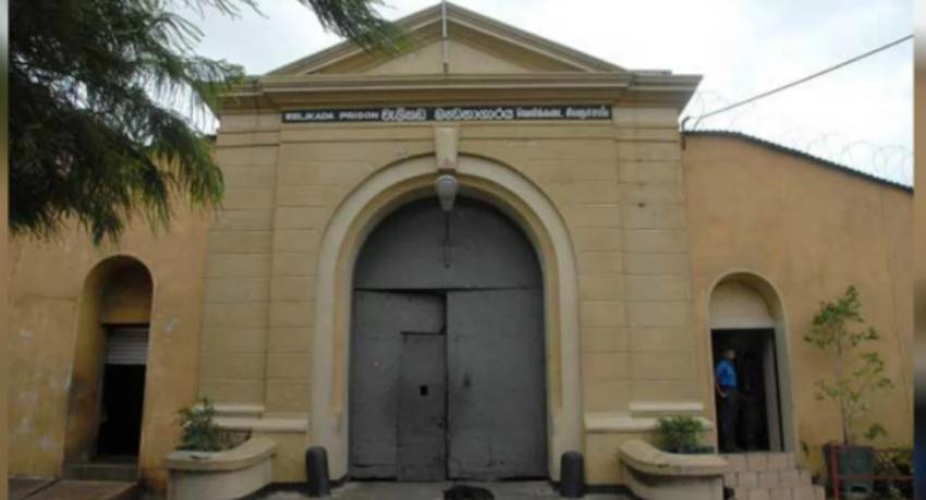 Welikada inmate disguised as prison guard arrested