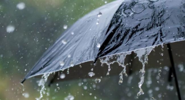 Heavy showers and strong winds to reduce