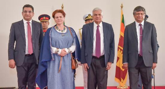 Five New Diplomats Present Credentials