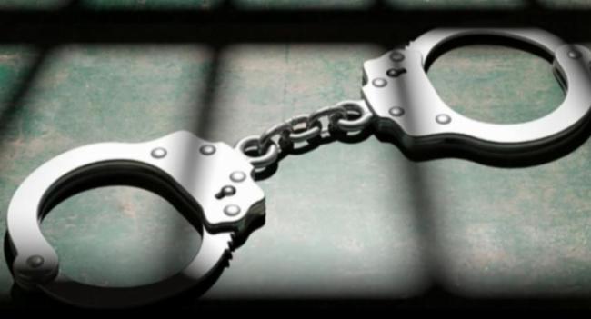 Officer Accused of Aiding Fugitive’s Escape