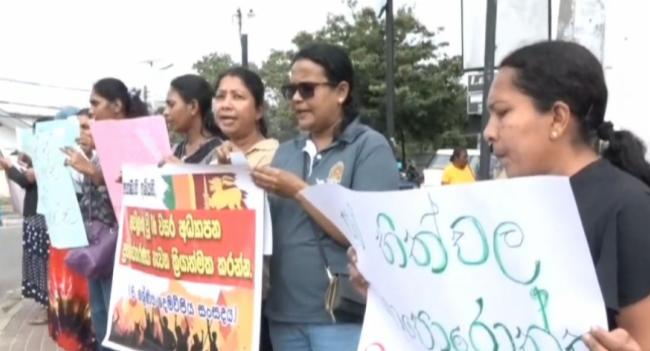 Pro 'Educational Reforms' Protests Spread