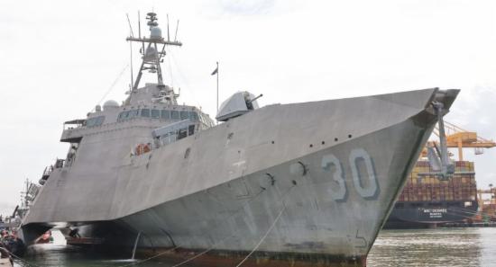 US Warship Linked to Iran Blockade in Colombo Port