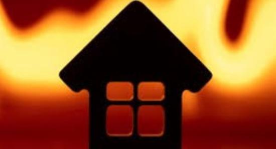 Fire Breaks Out At A House In Borella
