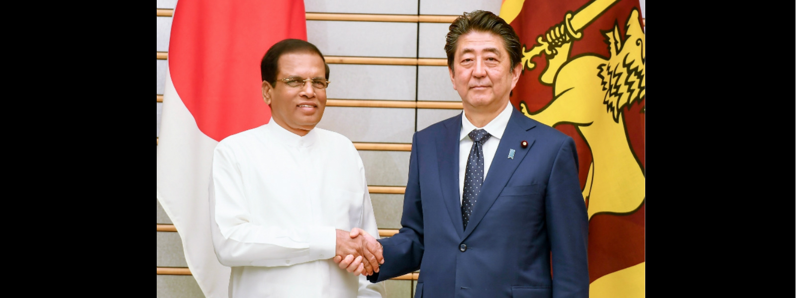 ජනපතිට ජපාන අගමැතිගෙන් පැසසුම්