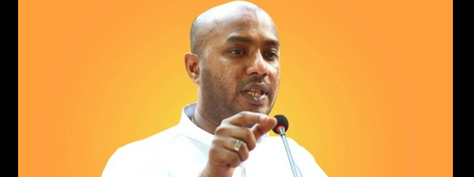 අද මධ්‍යම රාත්‍රියේ සිට පොහොර අඩු මිලට