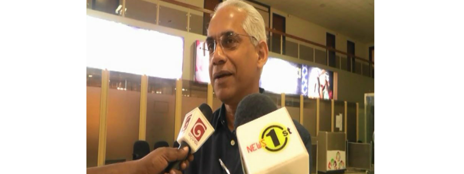 "පක්ෂ නායකත්වයත් ඡන්දයෙන් පත් වෙන්න ඕන"
