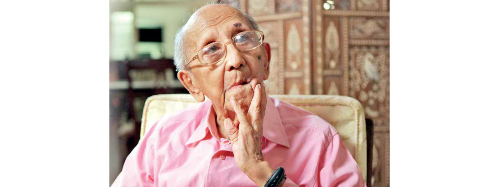 ලෙස්ටර් ජෙම්ස් පීරිස් අභාවප්‍රාප්ත වෙයි