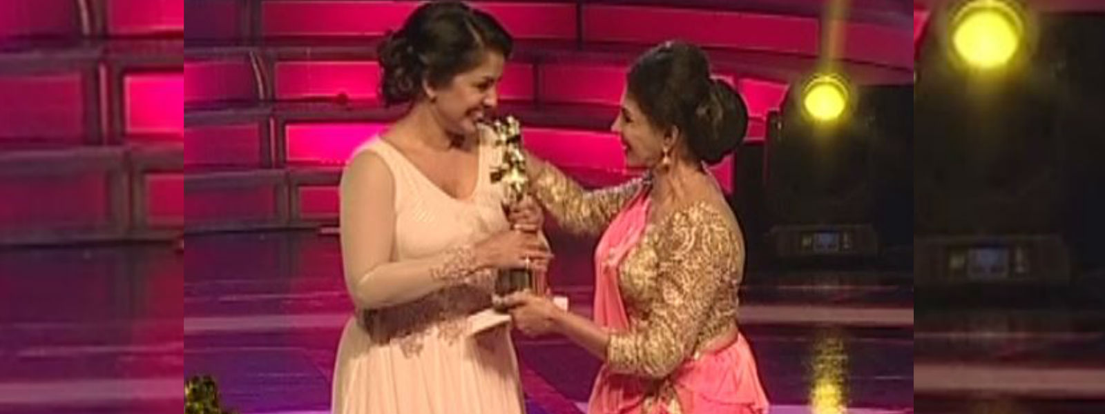 'ධර්මයුද්ධය' දෙරණ සිනමා සම්මානයෙන් පිදුම් ලබයි..