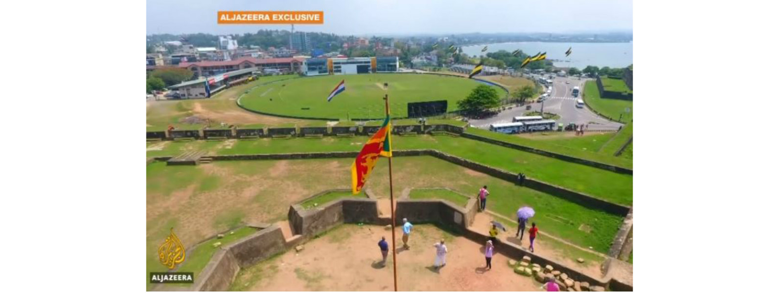 හැළඹගේ ඝාතනය, ක්‍රිකට් පාවාදීම් සමග සම්බන්ධ ද?