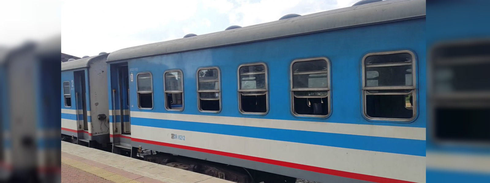 යාපනයේදී දුම්රියක ගැටීමෙන් තරුණයින් දෙදෙනෙකු මරුට