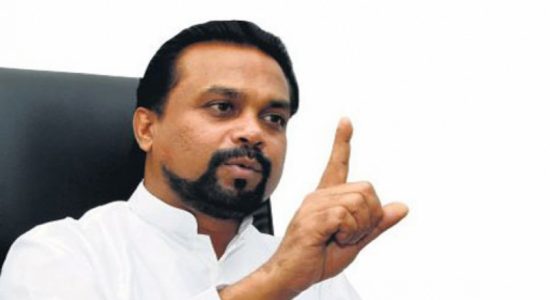 විමල් ඇතුළු 6කට එරෙහිව පොලීසියෙන් පැමිණිල්ලක්