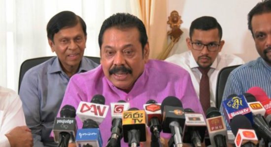 "අපිට වෙන රටවල් පොහොසත් කරන්න ඕන නැහැ"