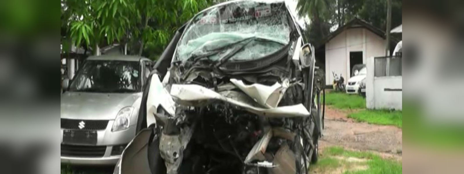 කලල්පිටියේ මාරක රිය අනතුරක්