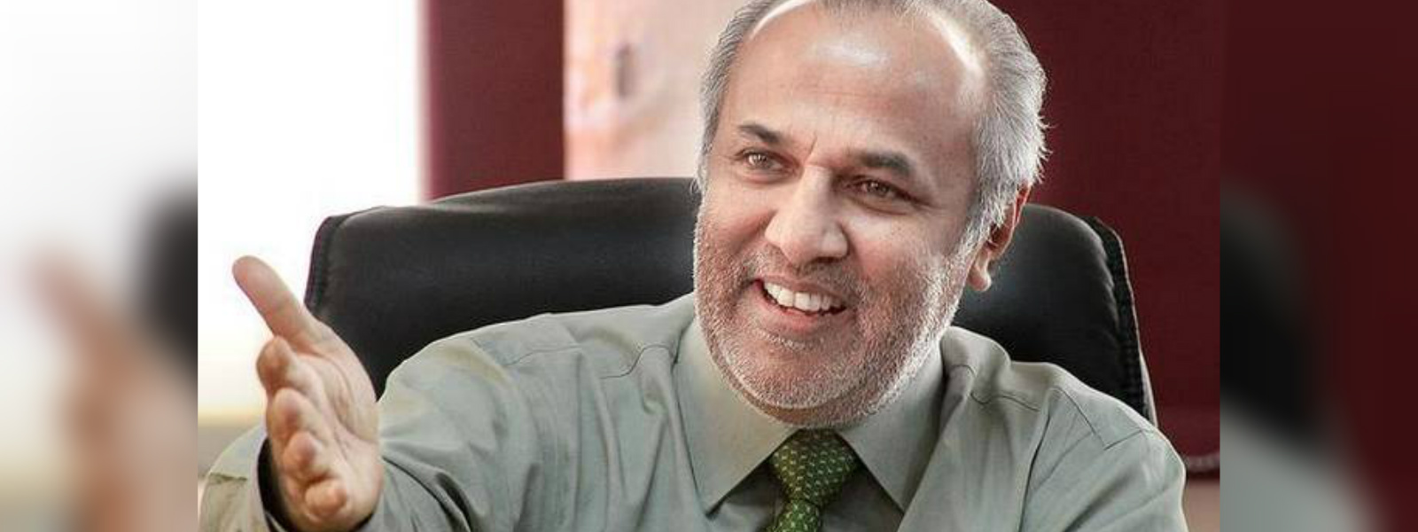 ජනප්‍රියම අපේක්ෂකයා සජිත් ප්‍රේමදාස - රවුෆ් හකීම් 