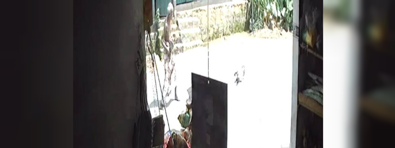 බදුරලියේ බිළිඳෙකු යතුරුපැදියකට බිලිවෙයි (CCTV)