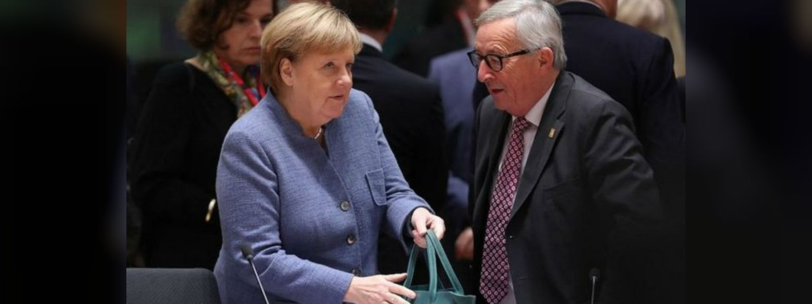 Brexit ක්‍රියාවලියට යුරෝපා සංගම් නායක අනුමැතිය 