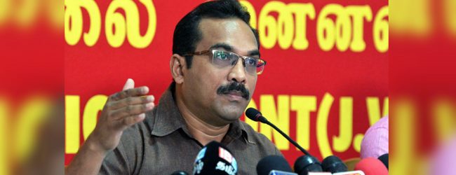 රනිල් අරලියගහ මන්දිරයේ සිටින්නේ කාගේ අනුමැතියෙන්ද?