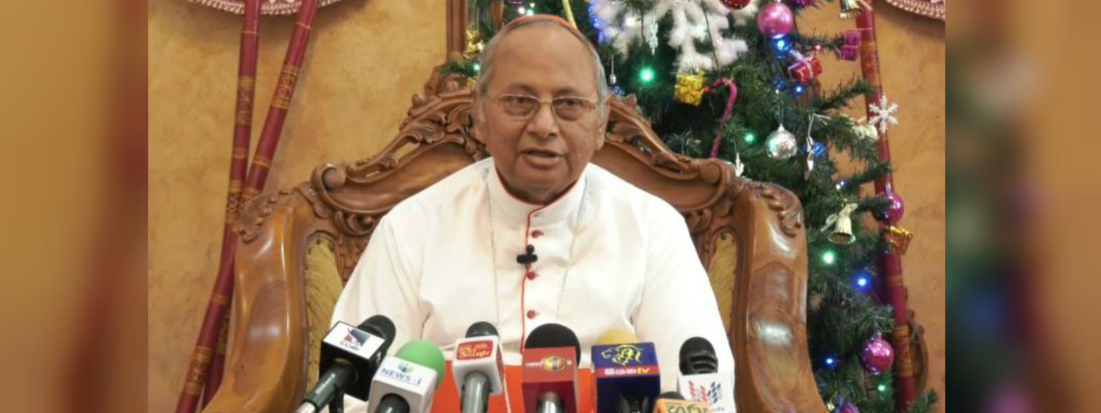 "නත්තල, බාහිර ආටෝපවලින් ලබා ගන්නා ප්‍රීතියක් නොවේ"