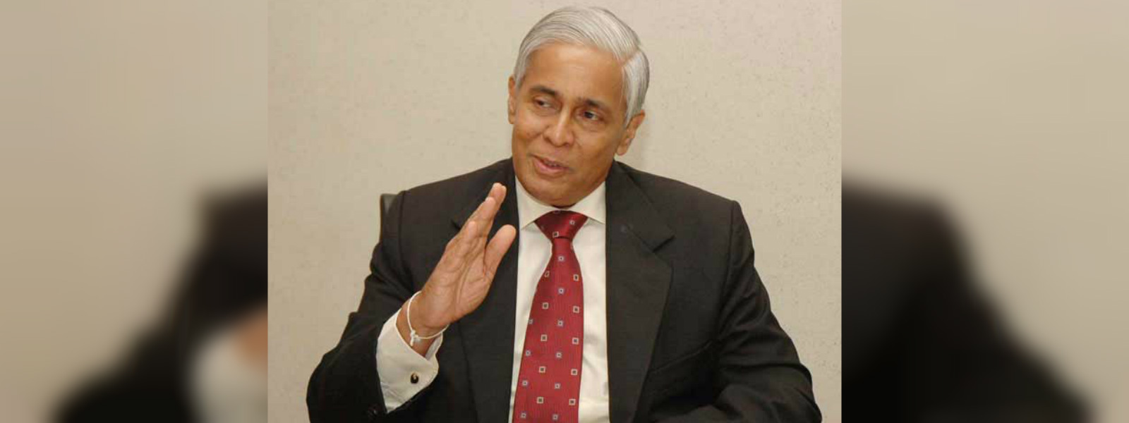 සරත් එන්. සිල්වාට එරෙහිව ශ්‍රේෂ්ඨාධිකරණයට පෙත්සමක්