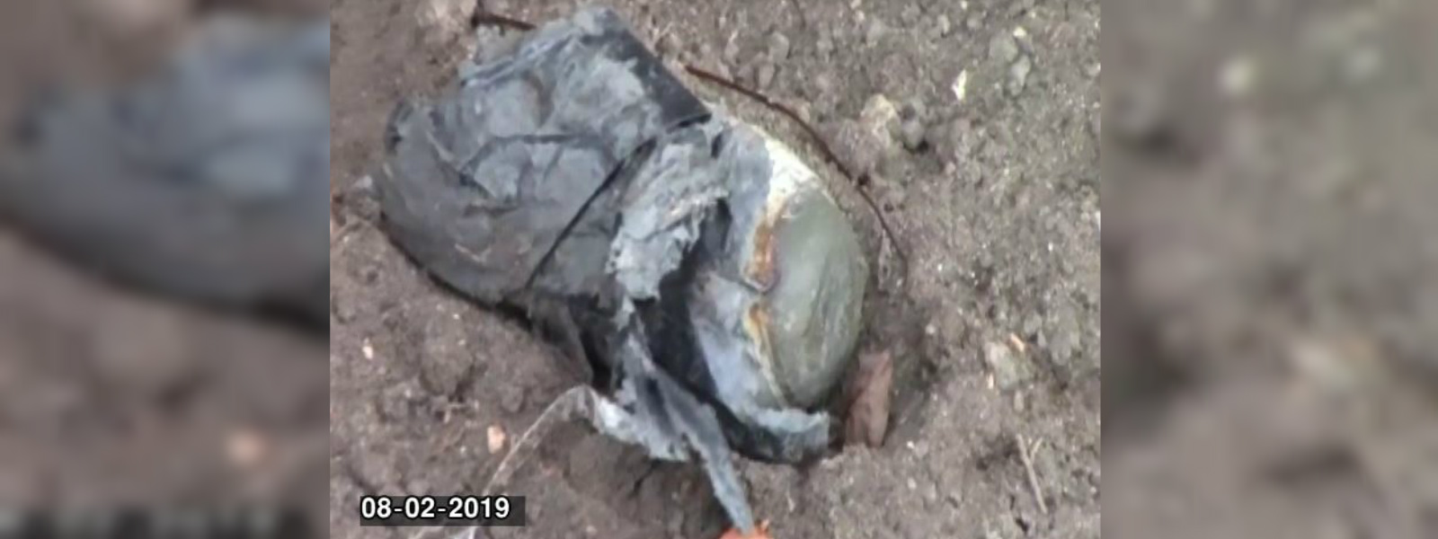 අහුංගල්ලේ පාසල් භූමියකින් ජීව අත්බෝම්බයක් මතුවෙයි