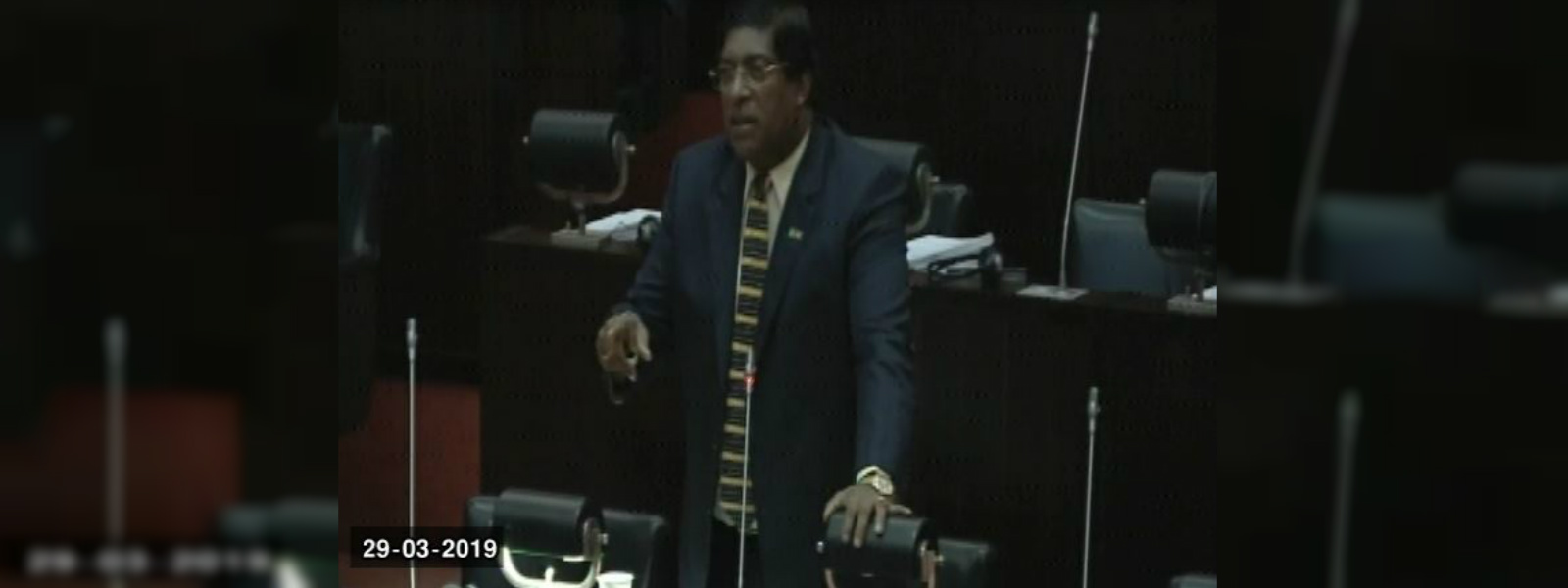 අමාත්‍යංශ කිහිපයක වැය ශීර්ෂ වැඩි ඡන්දයෙන් සම්මතයි