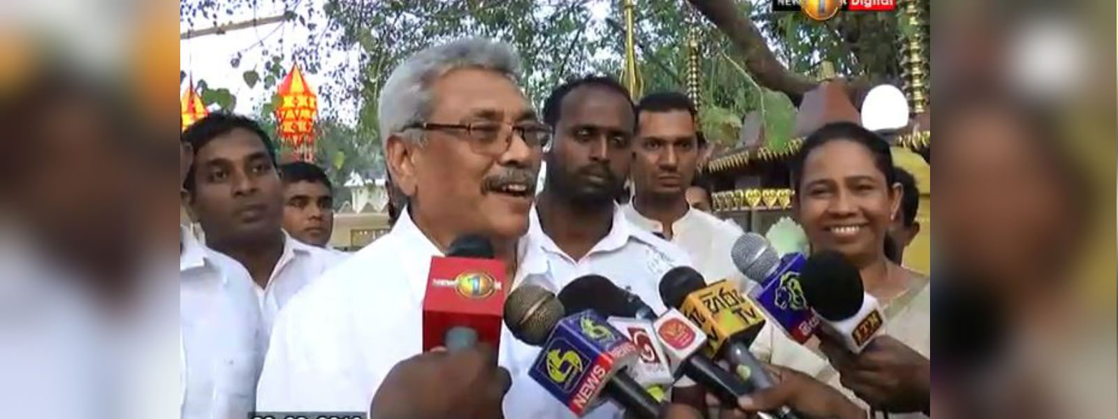 "ගොඩ ඒමට ඇති එකම උත්තරය මම"