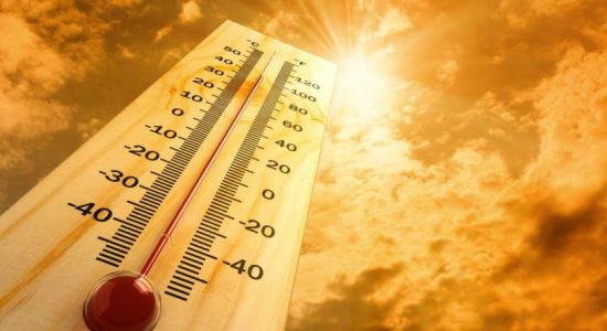 උණුසුම් කාලගුණ තත්ත්වය මැයි මාසයේ ත්