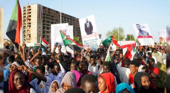 සූඩානයට යළි සිවිල් පාලනයක් ?