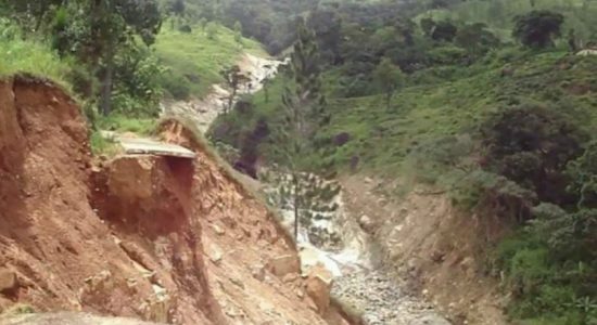 කඳුකරයේ ජනතාවට විමසිලිමත් වන්නැයි උපදෙස්...!